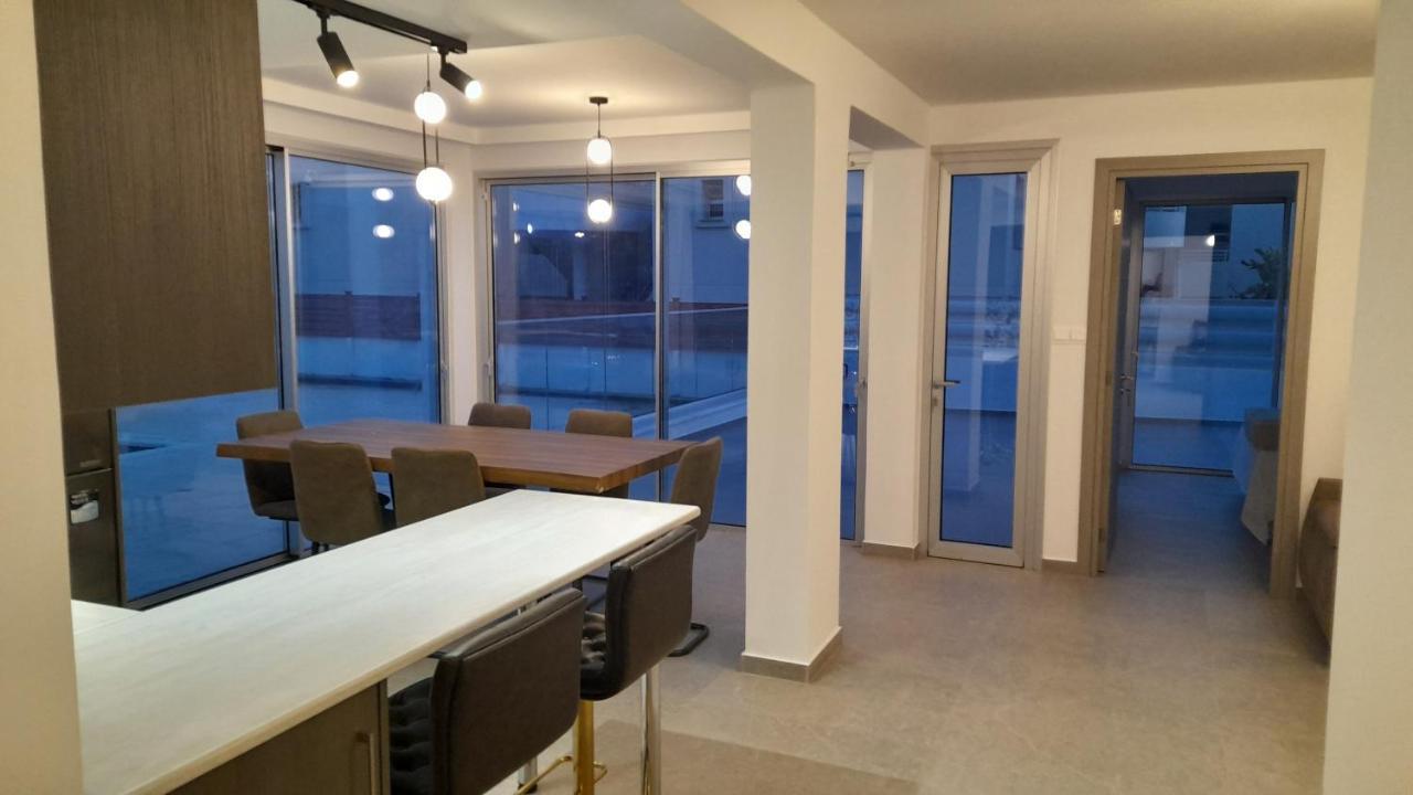 Sky Apartment On The Pool Ayia Napa Esterno foto